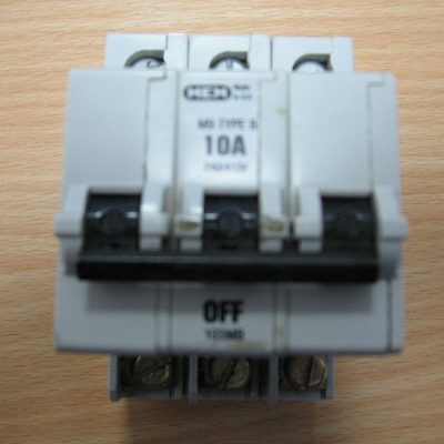 MEM M9 TYPE B 10A Circuit Breaker
